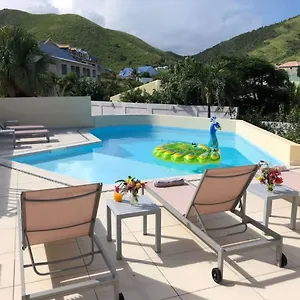  Hébergement de vacances Beautiful S17, Pool, Next To Pinel Island